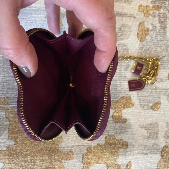 Louis Vuitton Violet Heart Coin Pouch - Picture 5 of 7